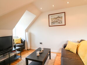 Interior - Harbour Reach 6 (Weymouth)