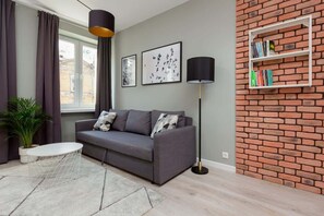 Televisión, oficina