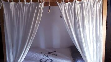 1 chambre, fer et planche Ă repasser, lit parapluie, Wi-Fi gratuit