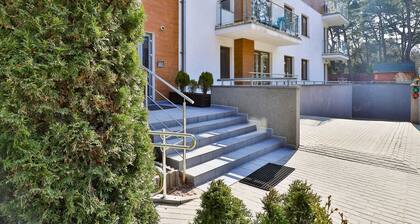 Cozy Apartment with Terrace | Close to the Beach | Parking