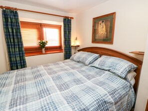 Cottage | 2 bedrooms, individually decorated, individually furnished, free WiFi - 1 Yew Tree Cottages (Penrith)