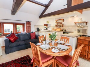 Cottage | Dining - 1 Yew Tree Cottages (Penrith)