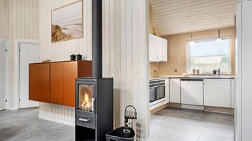 Kühlschrank, Herdplatte, Geschirrspüler