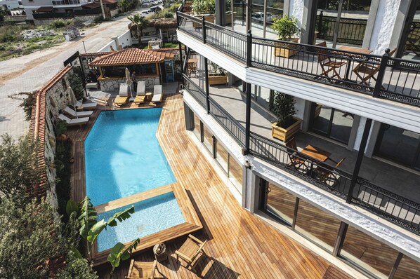 Junior Suit, Somineli, Kismi Deniz Manzarali | View from room