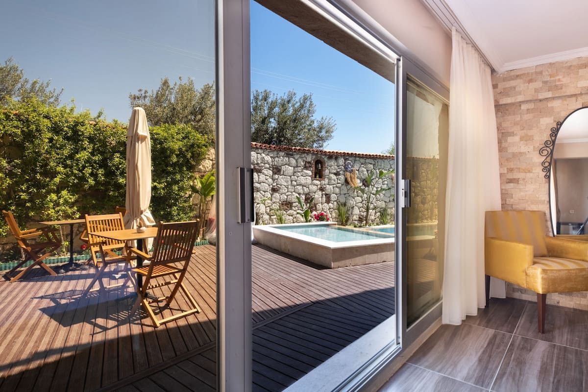 Deluxe Havuz Oda | Premium bedding, free minibar, individually decorated, free WiFi