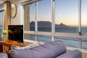 Interior - Ocean View 701 (Cape Town)