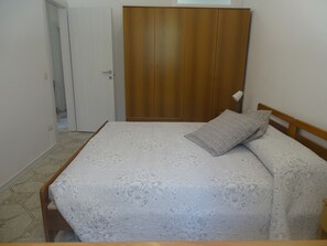 2 Schlafzimmer, Bettwäsche