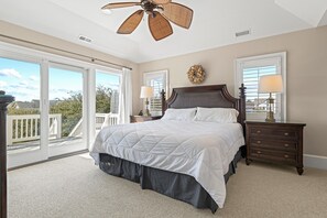 6 bedrooms, iron/ironing board, free WiFi, bed sheets