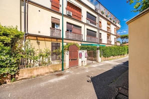 Standard Apartment, Multiple Bedrooms (Terrazza Apuana A Few Steps From The) | Exterior - Terrazza Apuana A Few Steps From The Sea (Forte dei Marmi)