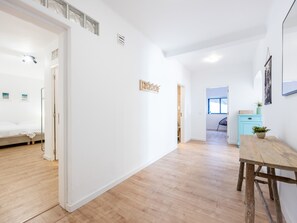 2 habitaciones, cuna de viaje, wifi y ropa de cama
