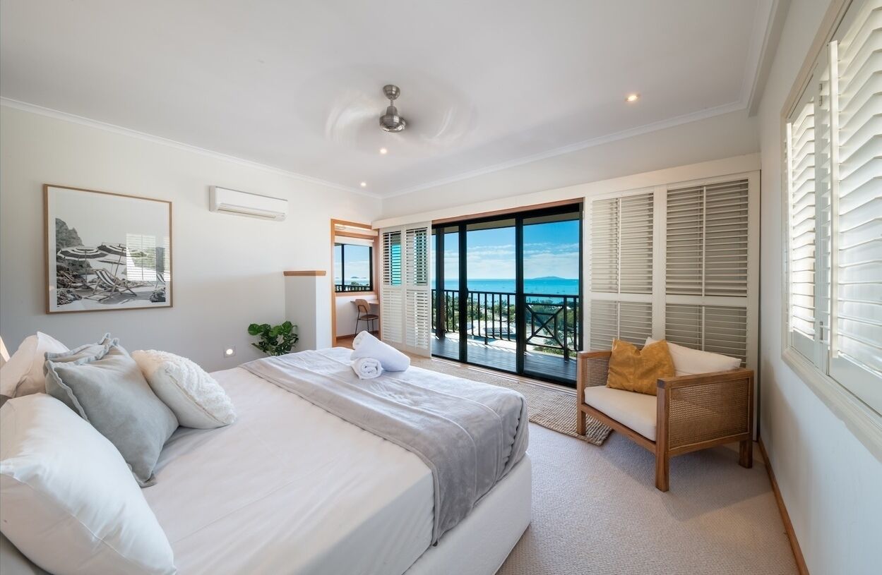 4 bedrooms, iron/ironing board