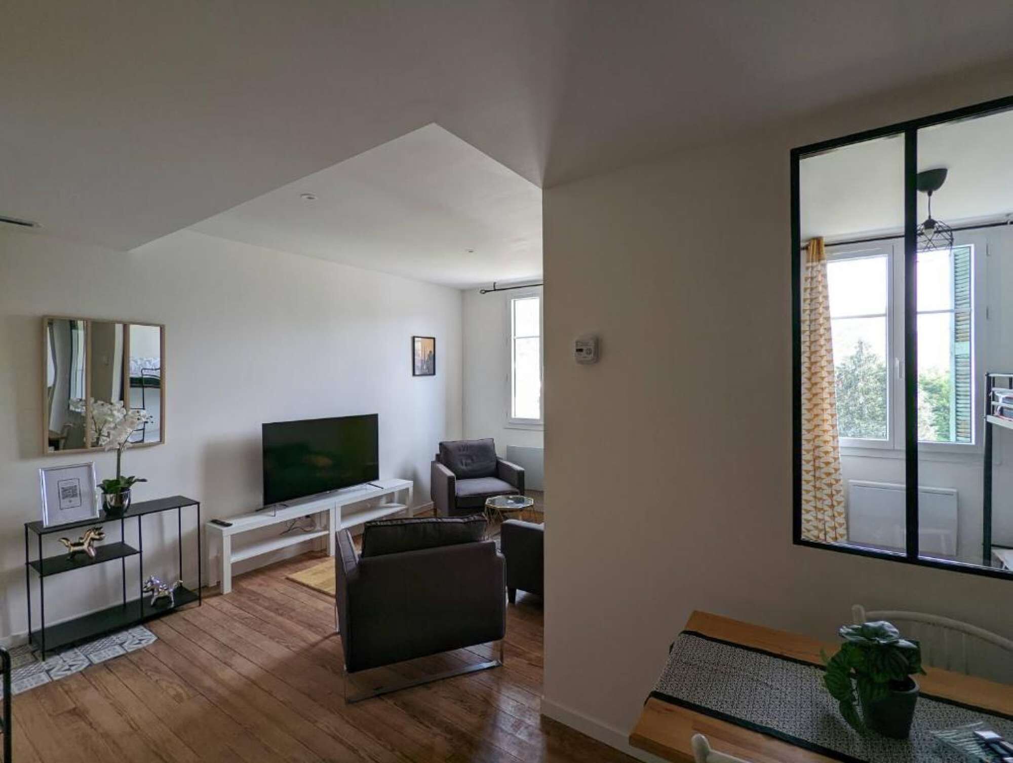 3-1 T2 Bis Cozy near Station and City Center