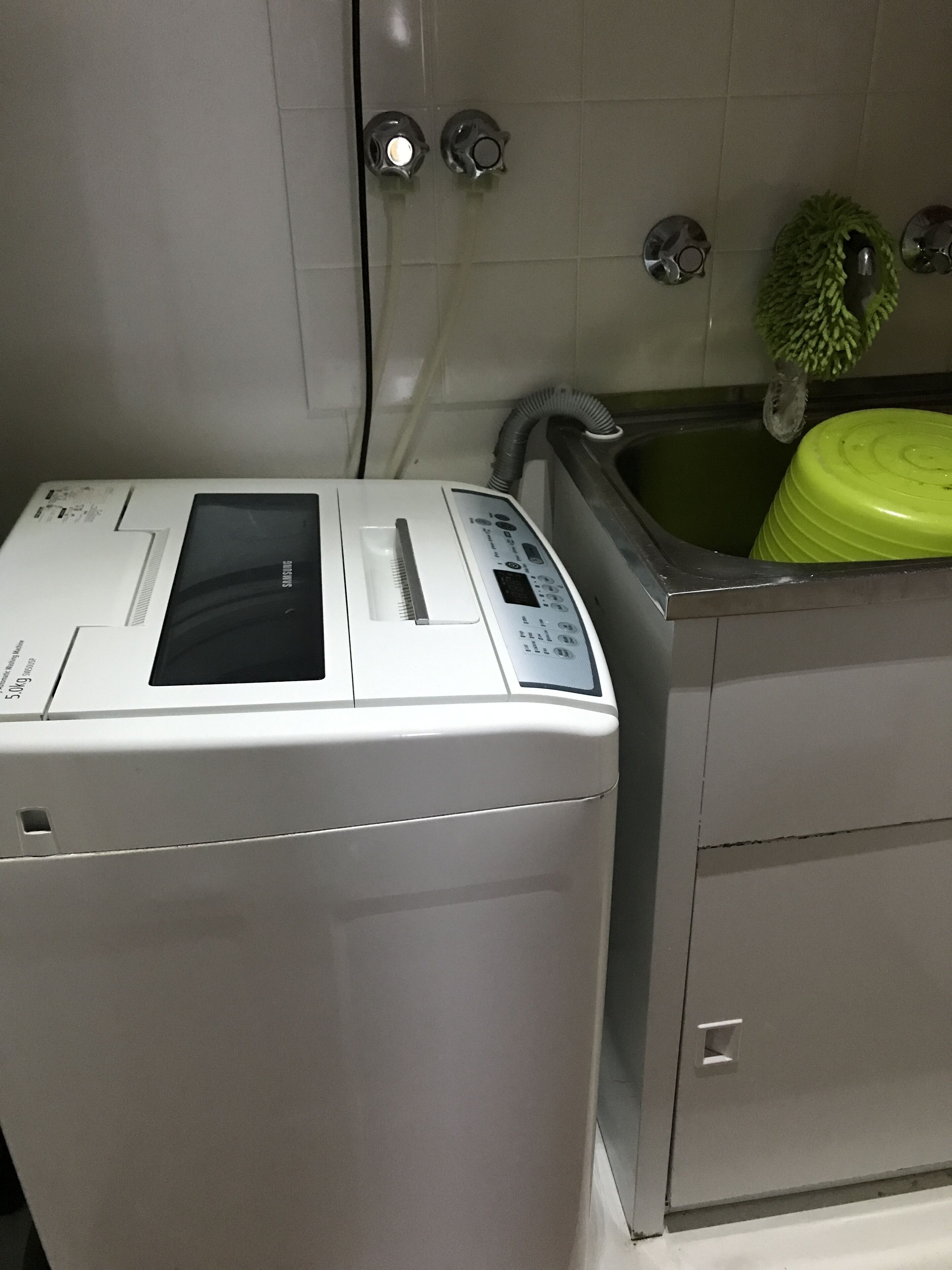 Sunny apartment with balcony next to the beach — image 11