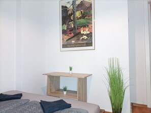 1 camera, Wi-Fi gratuito, lenzuola