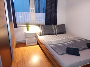 1 chambre, Wi-Fi gratuit, draps fournis