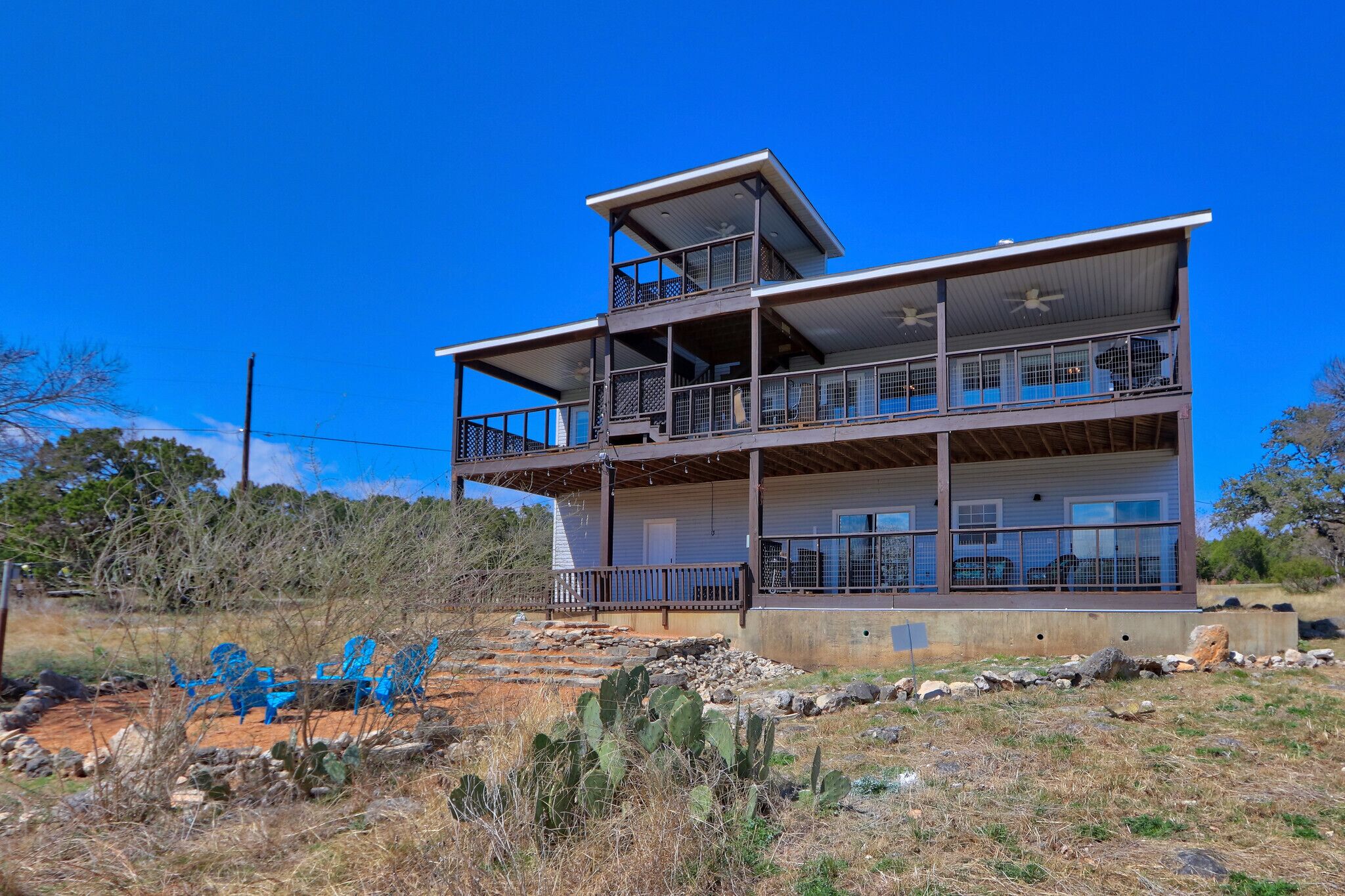 Lucky Fish | 3BR with Gorgeous Views of Canyon Lake