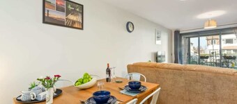 Host & Stay | Farrier William