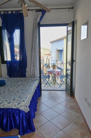 2 Schlafzimmer, Bügeleisen/Bügelbrett, kostenloses WLAN