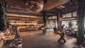 Restaurant for par