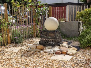 Cottage | Property grounds