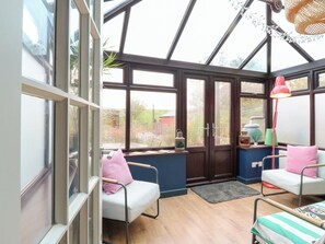 Interior - Coastguard Cottage (Rye)