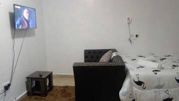 Kamar Deluks | Dilengkapi dengan perabotan berbeda-beda dan Wi-Fi gratis