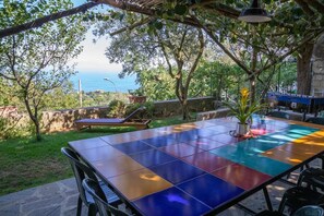 Outdoor dining - Amalfi Coast, Sorrento, Positano, Capri, Villa Carcara (Colli di Fontanelle)