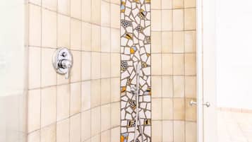 Shower, hair dryer, bathrobes, bidet