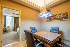 Room - Vienna Hotel (Hunan Radio & TV International Exhibition Center store) (Changsha County)