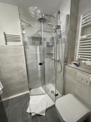 Shower, hair dryer, towels, soap - Harz dream - Including laundry and WLAN (Braunlage)
