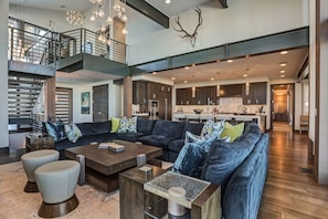 Casa, 6 habitaciones | Sala de estar