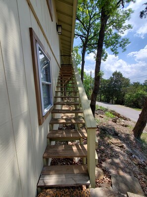 Property grounds - Sailaway!- Huge Lake Views; Easy Walk to Shoreline!  Boat Launch Nearby; Pool! (Garfield)