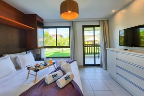 Apartamento superior, 2 quartos, no piso térreo | 2 quartos, ferros/tábuas de passar roupa, Wi-Fi de cortesia