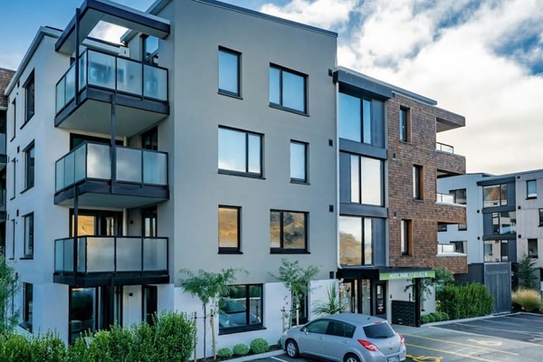 Building B - apt 1 bottom left