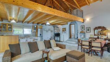 21-inch TV with cable channels, fireplace