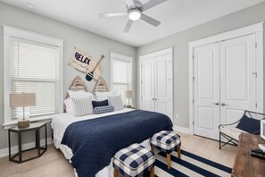 3 chambres, fer et planche à repasser, lit parapluie, Wi-Fi gratuit