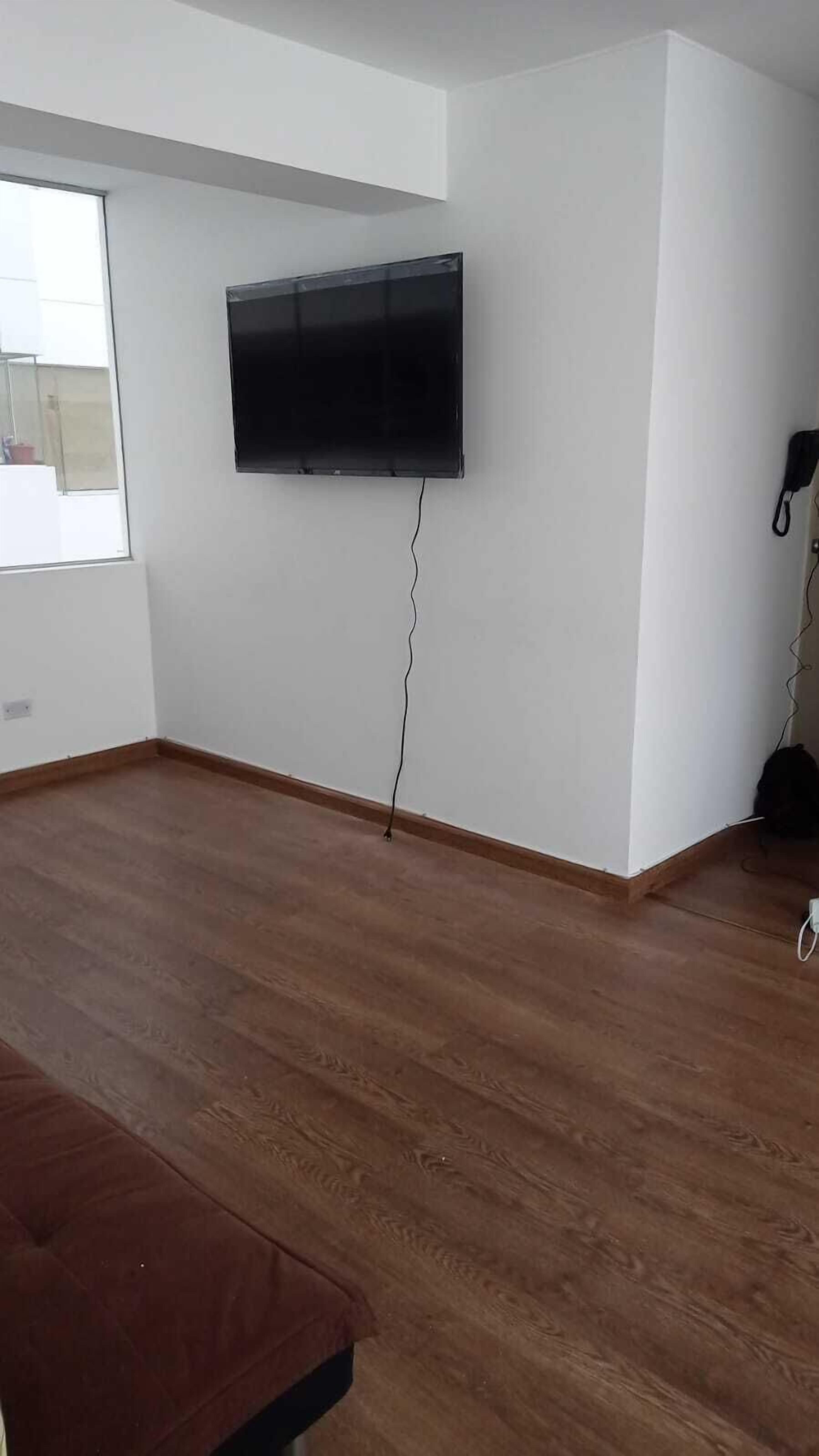 Departamento familiar entero de estreno en magdalena del Mar