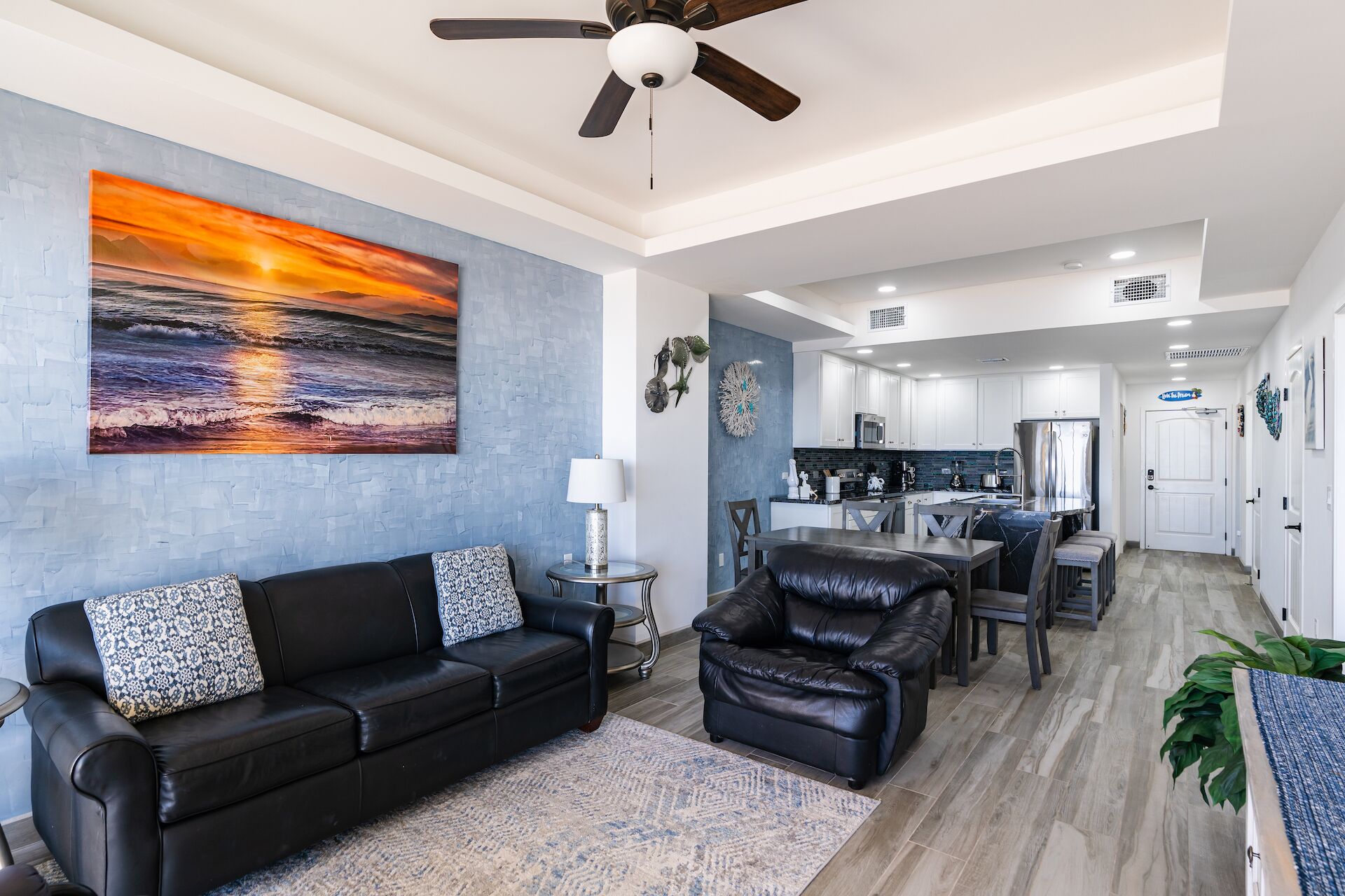 Luxury Beachfront Oceanview Condo with Large Balcony