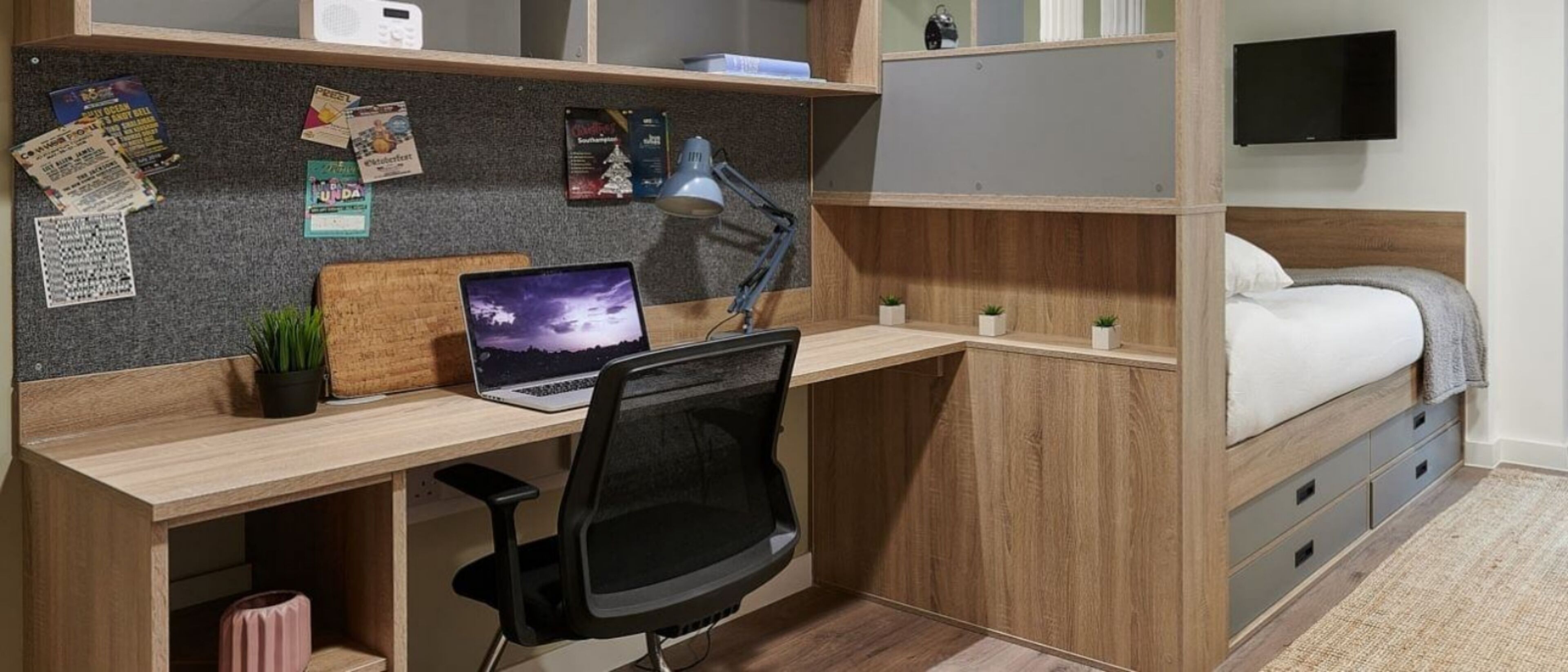 standard studio | individually furnished, desk, laptop workspace, free wifi