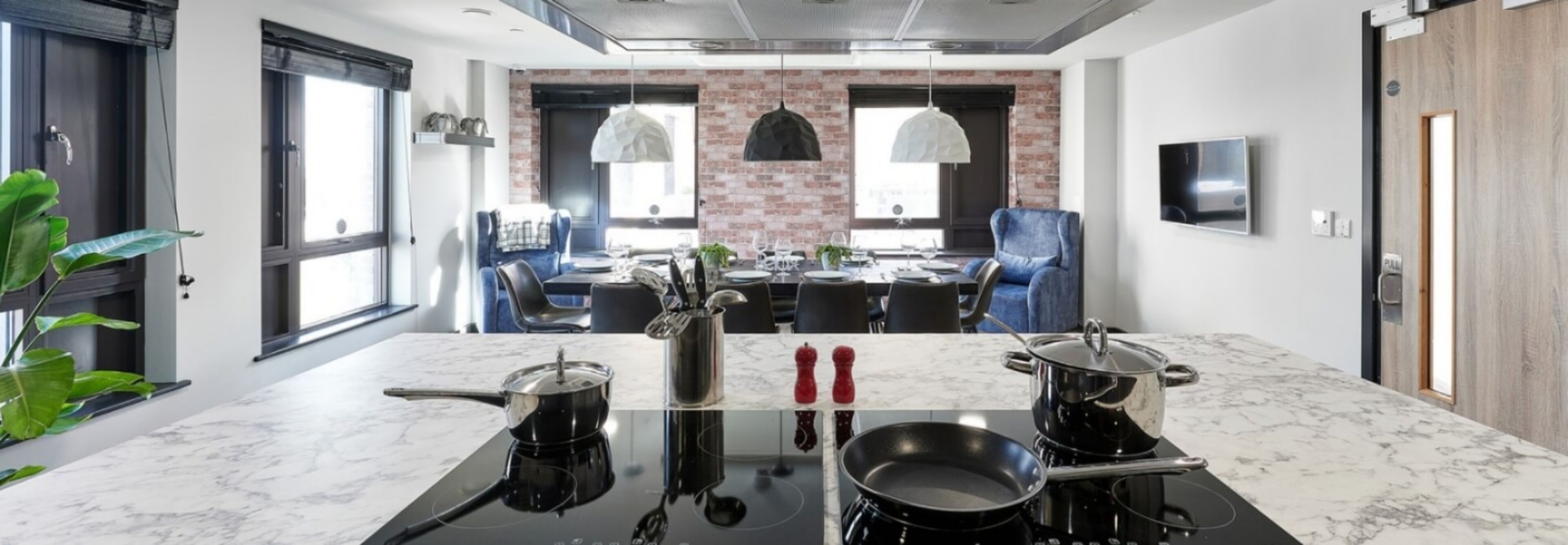 single room | shared kitchen facilities | fridge, microwave, oven, dishwasher