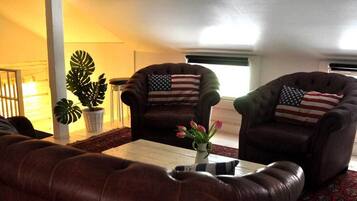 1 bedroom, iron/ironing board, travel crib, free WiFi