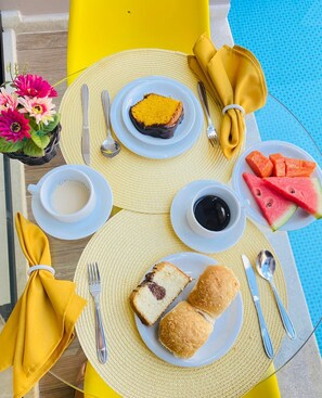 Tägliches inbegriffenes Frühstücksbuffet