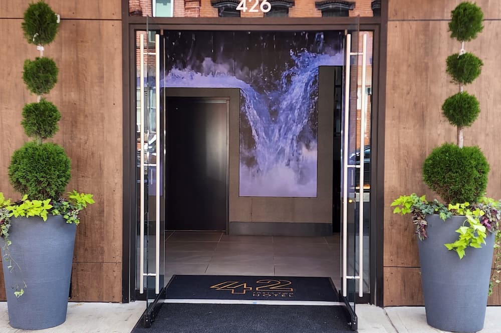 42 Hotel