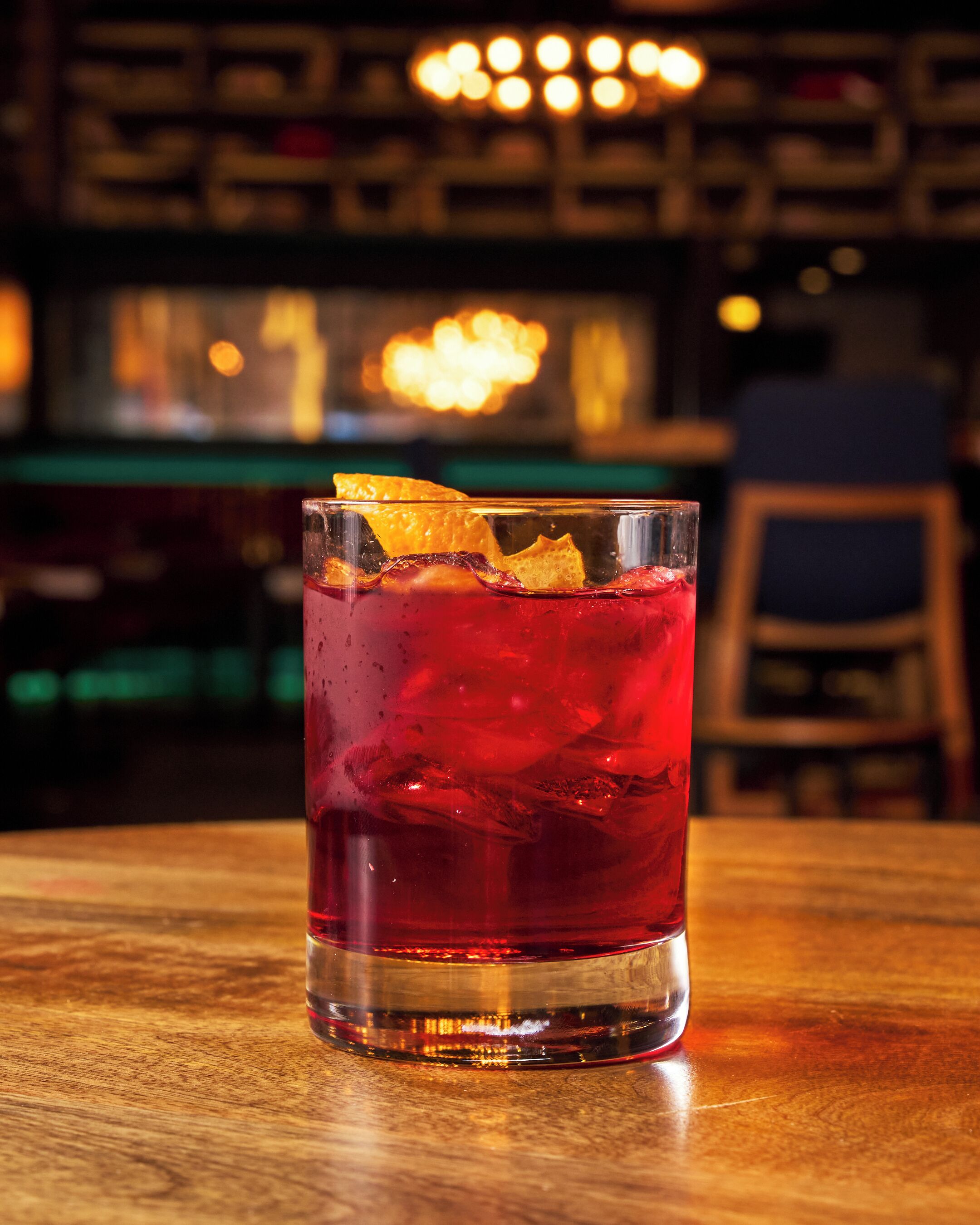 serves breakfast and dinner