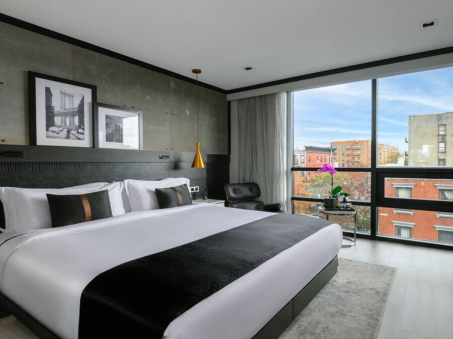 Superior King Room | Premium bedding, in-room safe, desk, blackout curtains