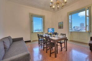 家庭公寓, 3 間臥室 (I Marinai - In The City Of Genoa) | 用餐區