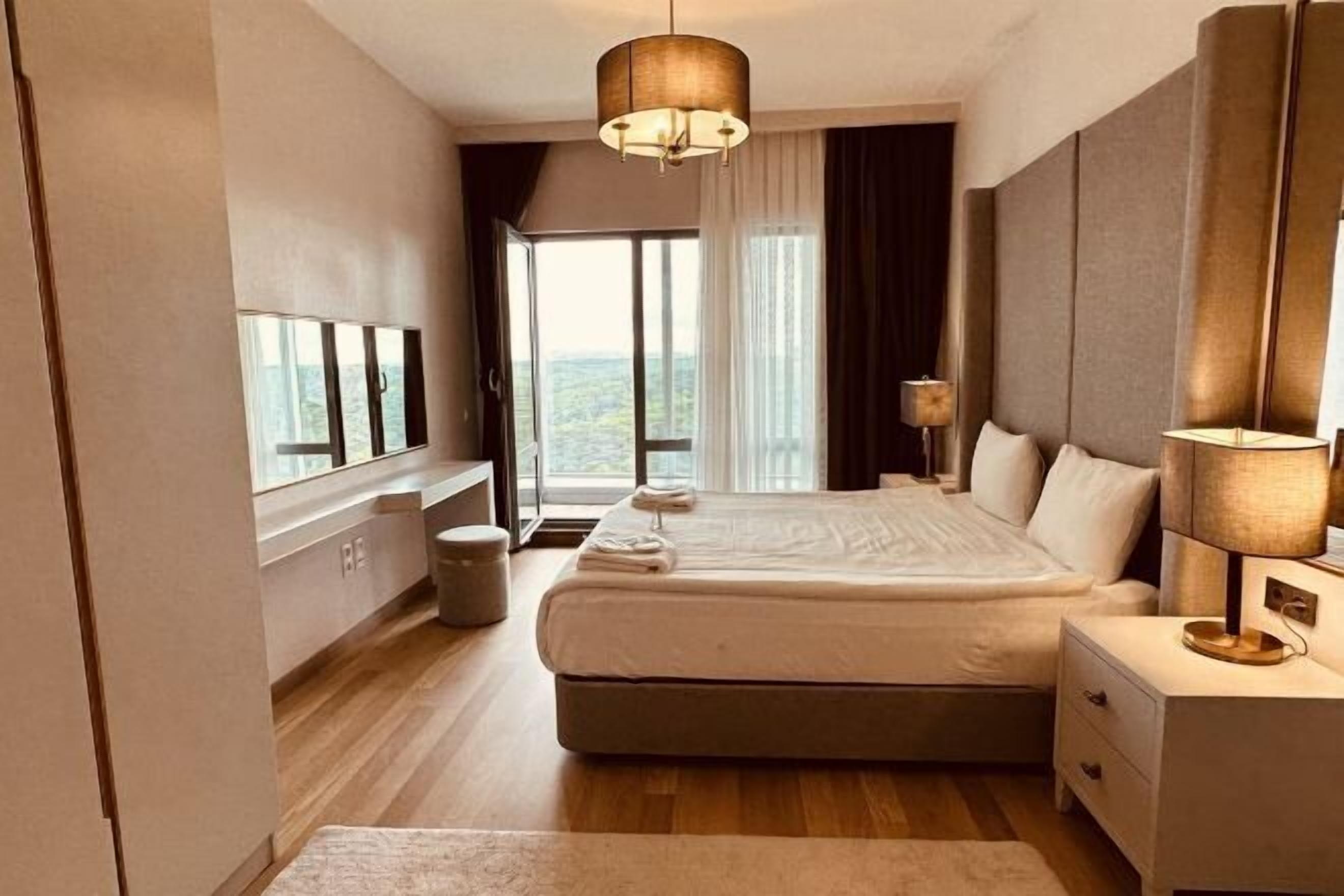 메모리폼 침대, 객실 내 금고, 책상, 노트북 작업 공간