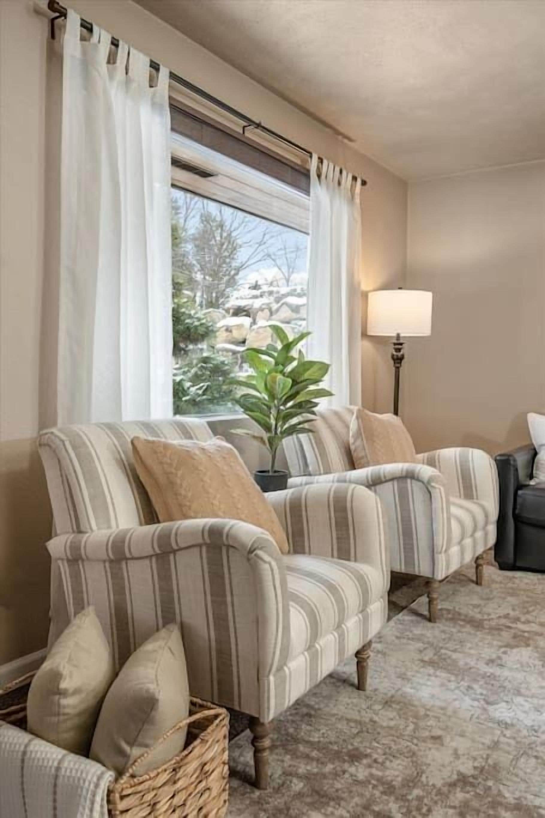 TV, fireplace, foosball