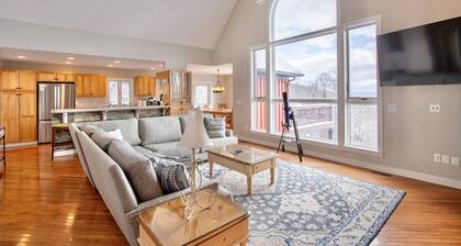 Primo Vista! Spectacular views, Dock Slip, Hot Tub