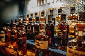 بار (في المنشاة)